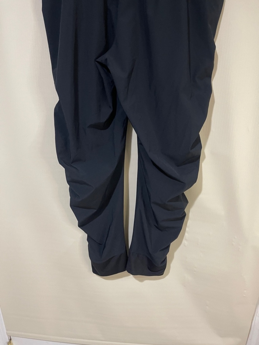 NWOT Women's Black Ruched Drawstring Lightweight Breathable Pants Size Large - Picture 9 of 11